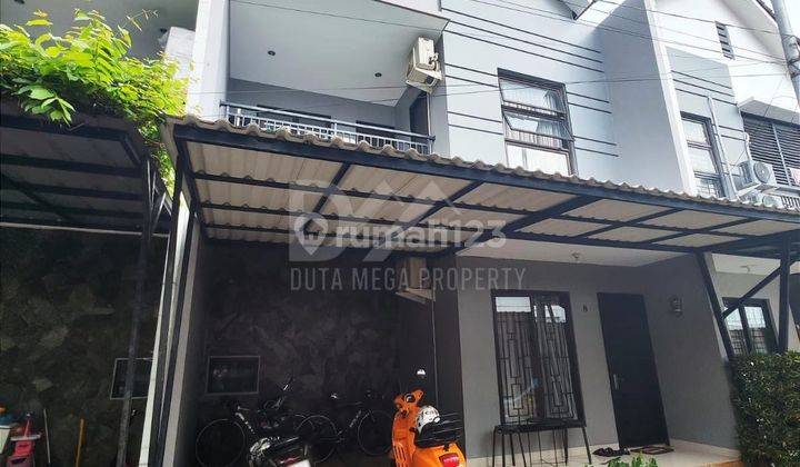 Rumah Murah di Area Bintaro Tangerang Selatan 2 Lantai Furnished 1