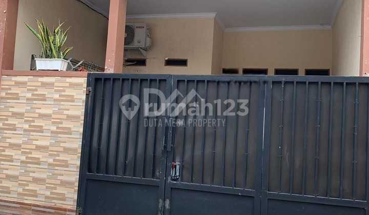 Rumah Minimalis Modern dalam Perumahan Cipondoh Makmur, Tangerang