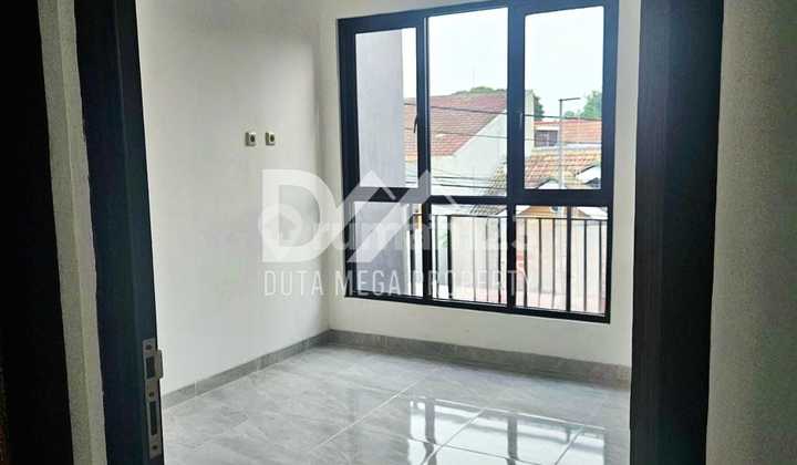 Rumah Baru 2 Lantai Siap Huni, Lokasi Strategis di Nusaloka Bsd 2