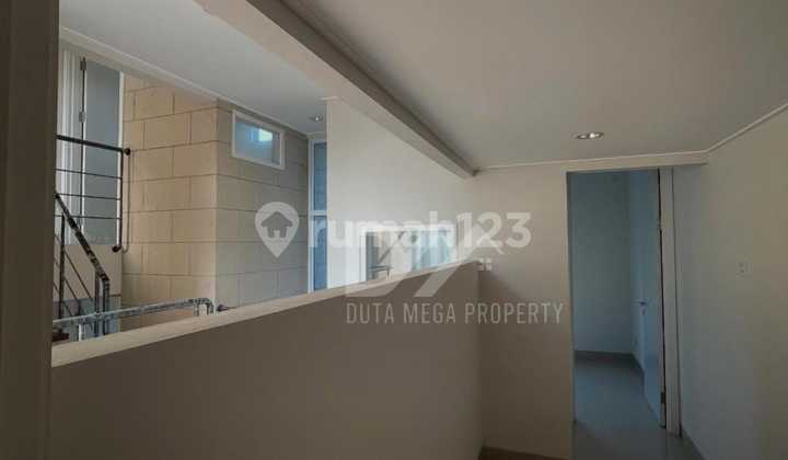 Rumah 2 Lantai di Bintaro Lokasi sangat Strategis dekat fasum 2
