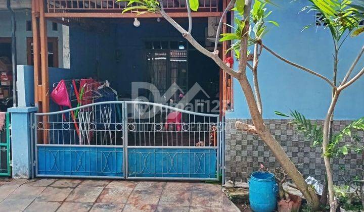 Rumah 1,5 Lantai Murah terawat dalam perumahan di Serpong Utara 1