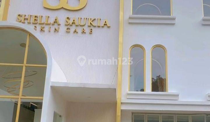 Ruko 3 Lantai Dijual Cocok U Usaha di Pinggir Jalan Raya di Wahid Hasyim Jakarta Pusat 2