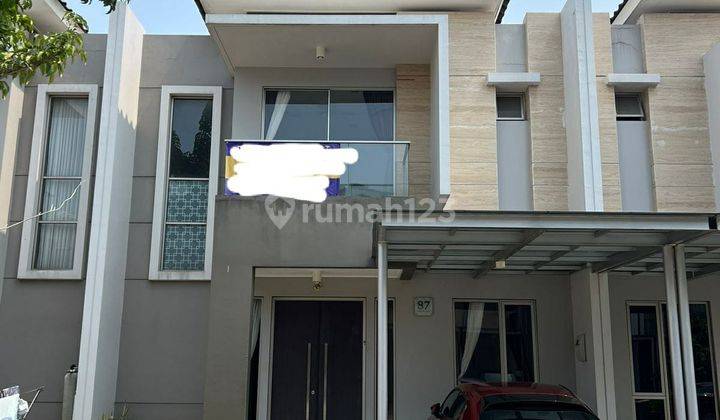 Dijual Cepat Rumah Golf Island 2 Lantai 3+1 KT Semi Furnished di PIK 1