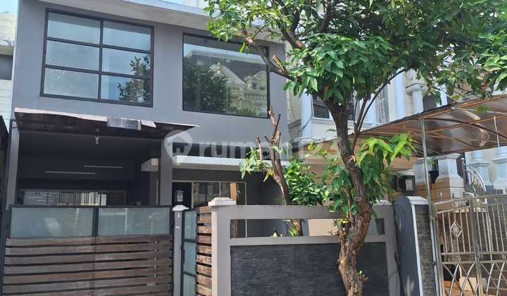 Dijual Rumah Layar Permai 2 Lantai Unfurnished Bagus SHM di PIK 1