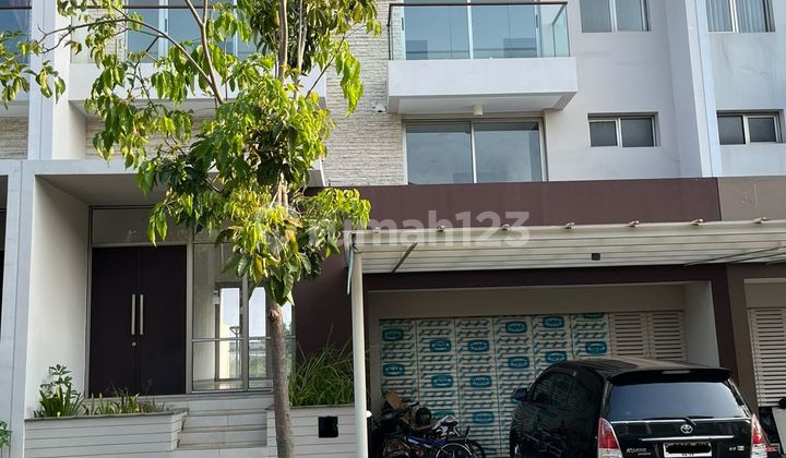 Termurah Rumah Springville 2,5 Lantai Dijual Unfurnished Ada Garasi View Danau di PIK 2