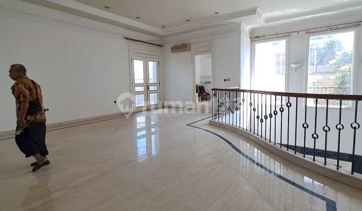 DisewakaN Rumah Karang bolong ancol 2