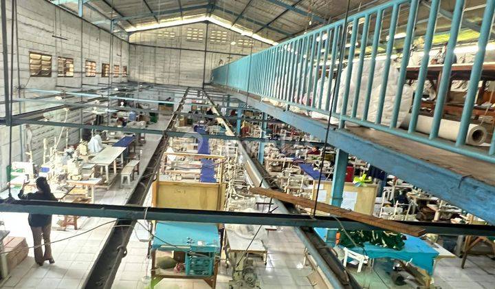 Di Jual cepat ex Pabrik Konveksi pinggir jalan raya karawaci Tangerang 1