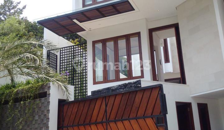 Dijual Cepat Rumah PONDOK INDAH TROPICAL MODERN HOUSE