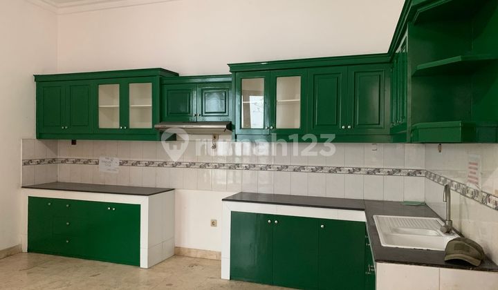 For Sale Well-maintained house, move-in ready, Kemang, South Jakarta. 2