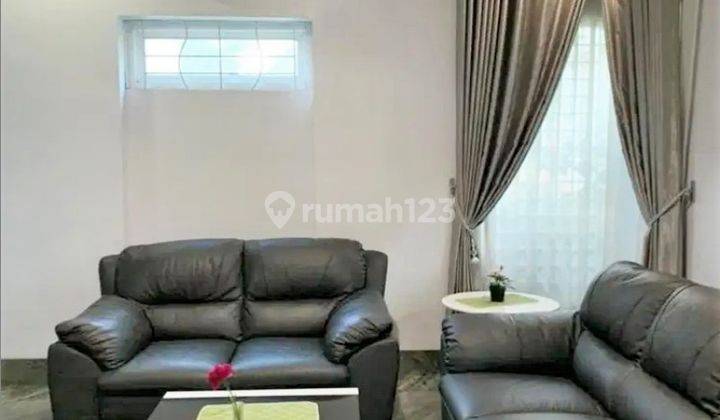 Rumah Bagus Hook Fully Furnished Samping Transmart Graha AF 2102  1