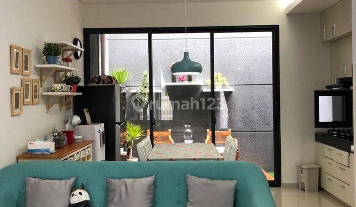  Rumah Cantik di Cluster Kebayoran Bintaro DT 0836  1