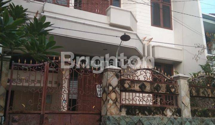 RUMAH 2 LANTAI SIMPANG DARMO PERMAI, SURABAYA BARAT 1