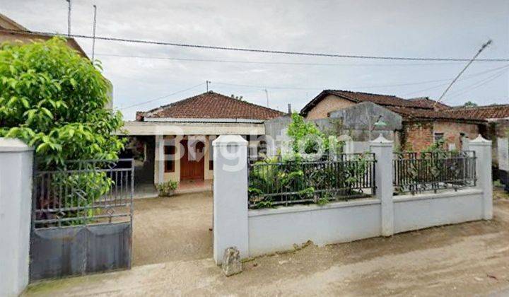 RUMAH LUAS AREA WATES KEDIRI 1