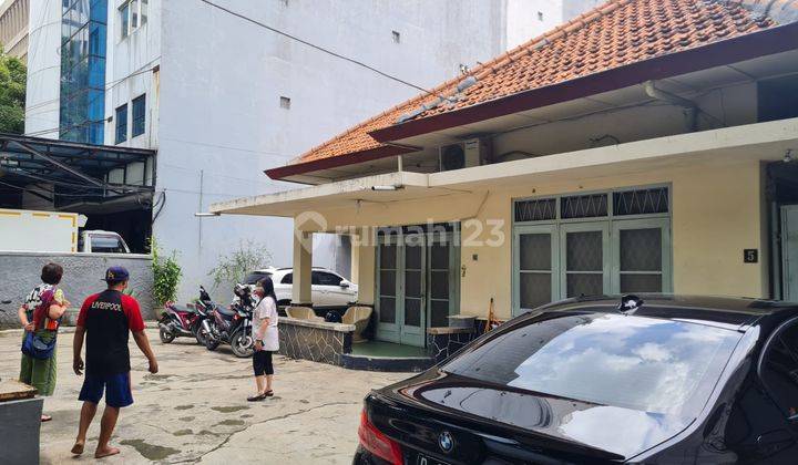 Dijual Rumah untuk usaha di Jl. Batutulis Raya 2