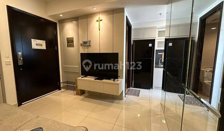 Disewakan Apartemen The Kensington Royal Suites Bagus 2