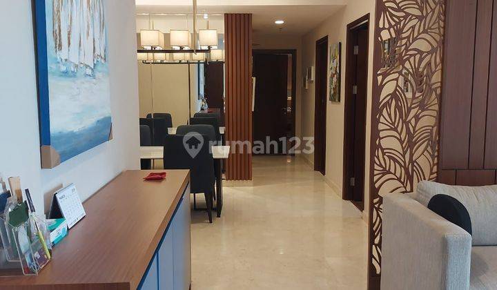 Dijual/disewakan Apartemen The Kensington Royal Suites Siap Huni 2