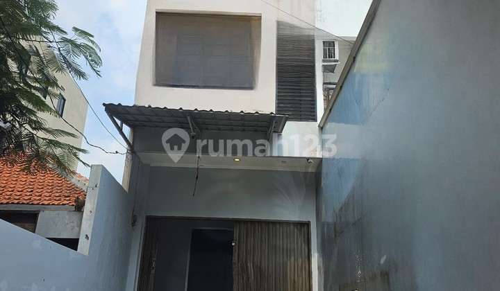 For Sale 3-story Shophouse in Summagung Kelapa Gading