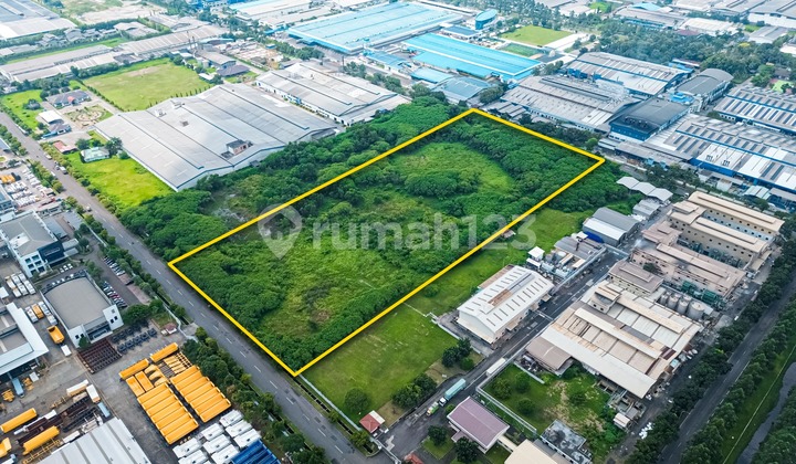 Rare Plot for Sale in Jababeka 1