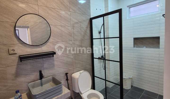 Rumah Besar Baru Renovasi di Kelapa Nias Kelapa Gading 2