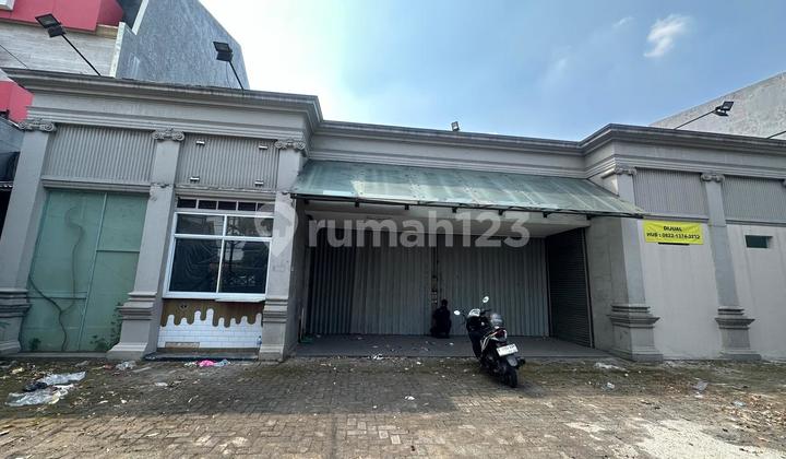 Ruang Usaha Di Jalan Besar Lokasi Bagus Di Jatiwaringin