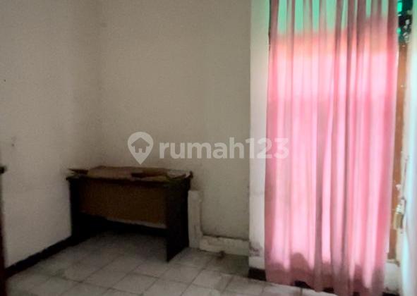 Tempa Usaha Premium Strategis Siap Pakai di Jalan Raya Majapahit 2