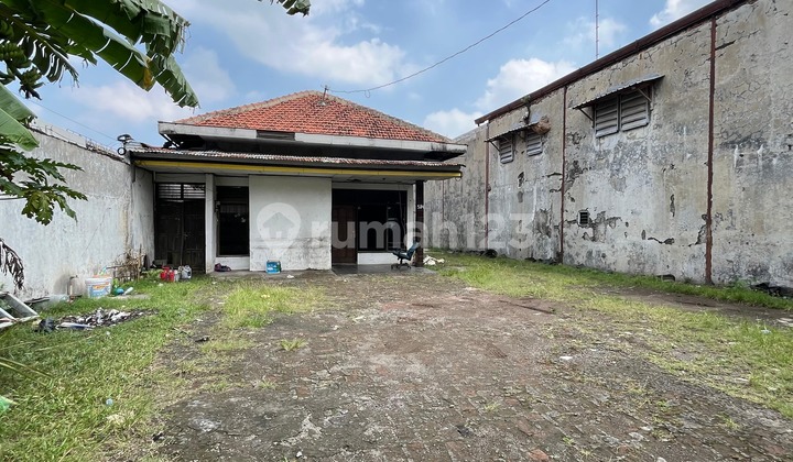 Tempa Usaha Premium Strategis Siap Pakai di Jalan Raya Majapahit 1