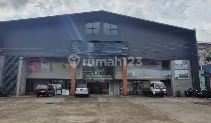 Ruang Usaha + Gudang Eksklusif Siap Pakai di Semarang Barat Ruang Usaha + Gudang Eksklusif Siap Pakai di Semarang Barat