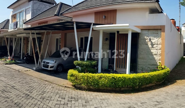 Rumah Cluster Strategis Siap Huni di Eagle Hills 1