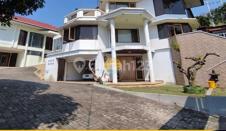 Rumah Luas Cocok Untuk Hotel di Tambora Raya 1