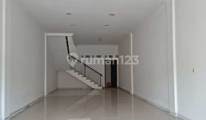 Dijual Ruko Bagus dan Siap Pakai di Kaligarang 2