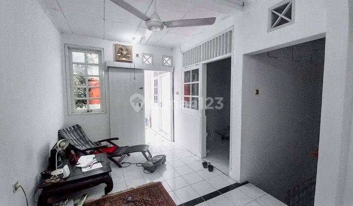 Disewakan Rumah Dasana Indah 2 Lantai Unfurnished 9