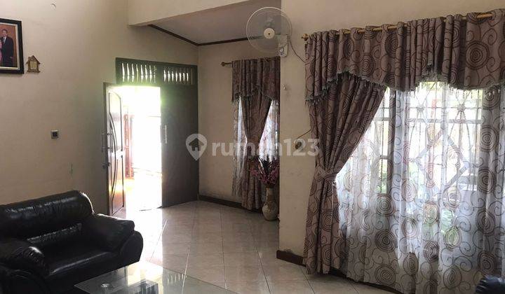 ruang tamu dijual rumah jl. benua indah,