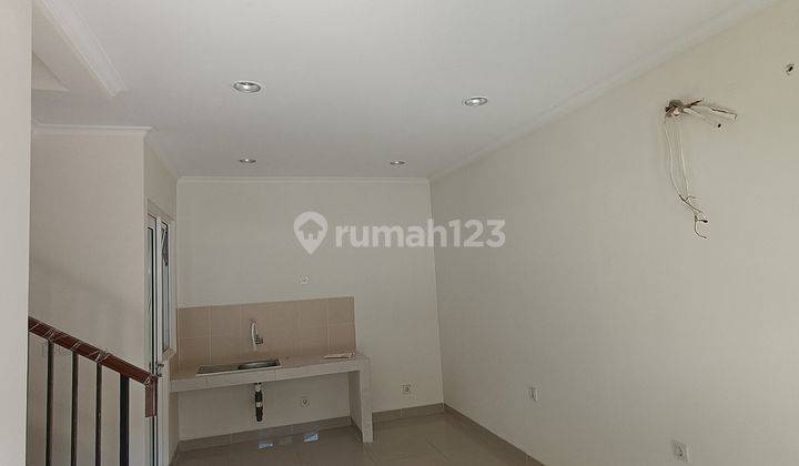 Disewa rumah cluster tesla sebelah UMN 40jt per tahun 2