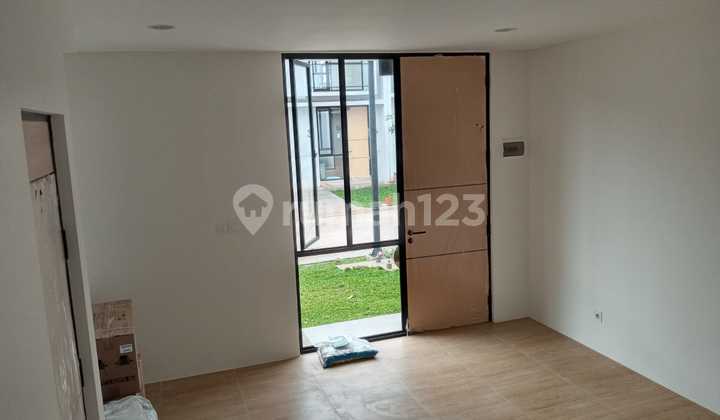 Disewakan Rumah di Cendana Icon 2 Lantai Lippo Karawaci 2