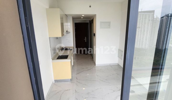 FOR SALE APT SKY HOUSE BSD CITY STUDIO FURNISHED 2