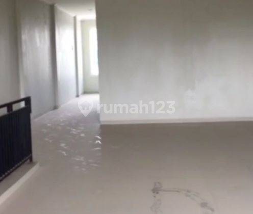 Dijual Ruko 2 Lantai Bagus SHM di Legok, Tangerang 2