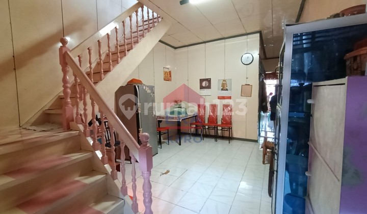 Rumah 2 Lantai Jalan Ketapang Gajah Mada Pontianak 4