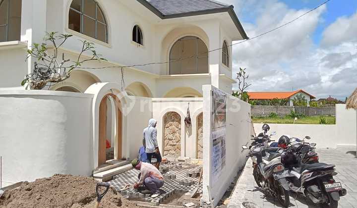 Dijual Villa Baru Canggu Bali