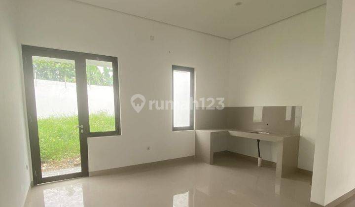 DI JUAL RUMAH BARU  LANTAI 2 Rumah 2