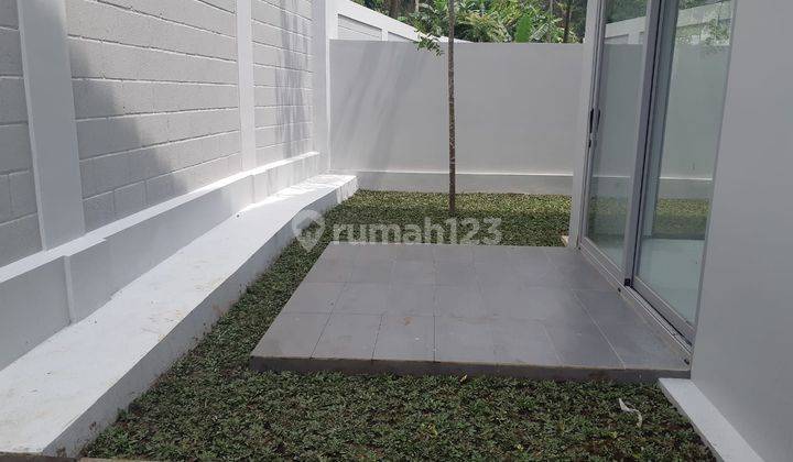 Rumah Baru Furnished SHM di Cidadap, Bandung 2