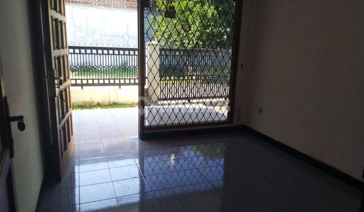 Rumah 2 Lantai SHM di Sayap Bkr, Bandung 13