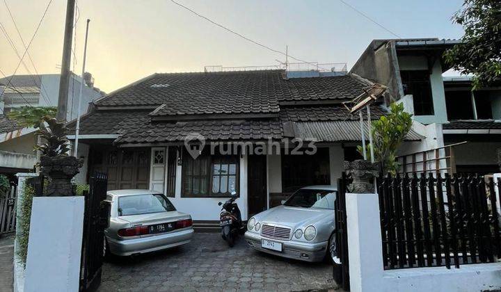 Rumah di lokasi talaga bodas classic house  1