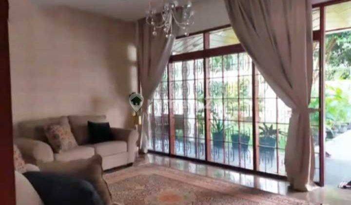 Rumah di jalan setrasari indah classic house lokasi elite  2