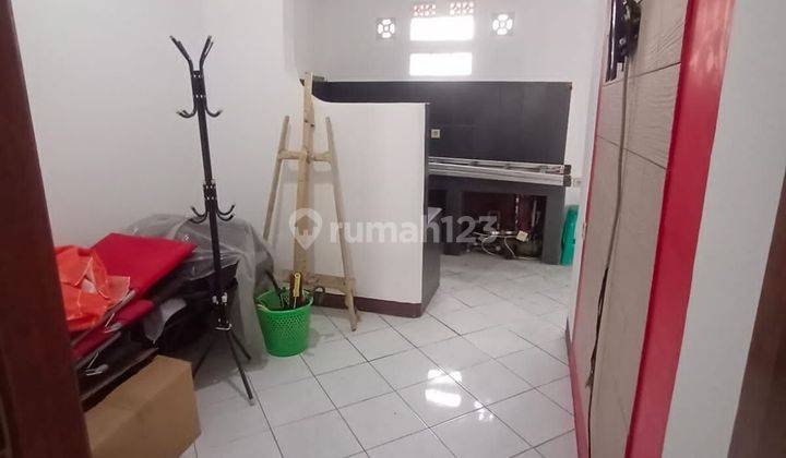 Rumah di Taman Kopo Indah Lokasi Strategis siap huni  2