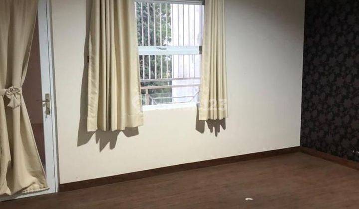 Rumah di pondok hijau bandung terawat dan luas  1