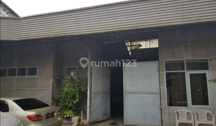 gudang siap pakai di Suryani dalam sangat strategis  2