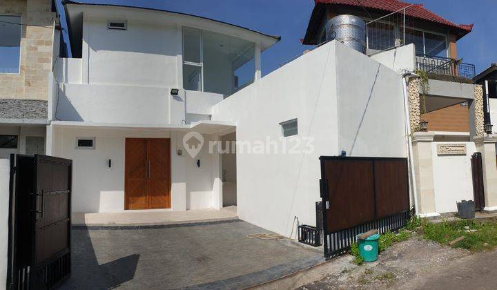 For sale, nice modern ocean view villa in New Ungasan near Karma Kandara  1