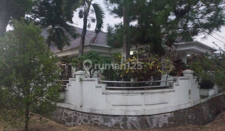 Dijual Rumah Besar dan Tanh luas posisi Hook di Komplek Sumbersari Indah 2