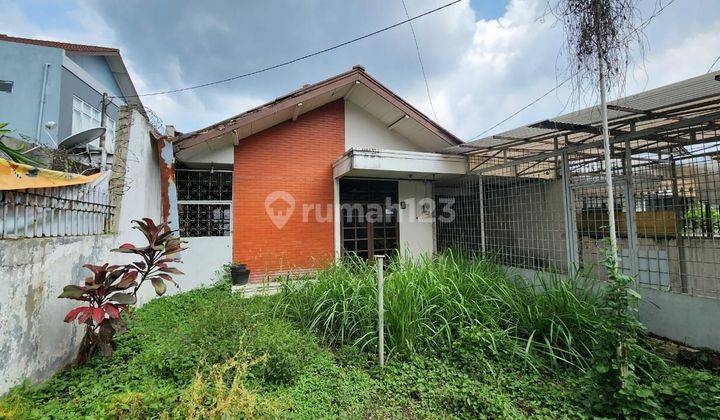 For Sale, Rumah Hitung Tanah, Cipaku Setiabudi Bandung, dekat dengan Jalan raya 1