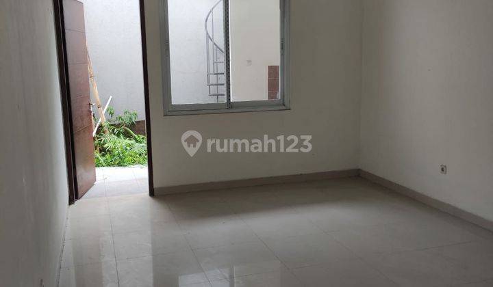 Dijual Rumah Baru Minimalis di Taman Holis Indah 2